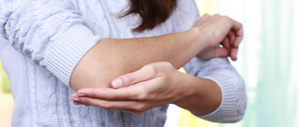 bol u zglobu prsta uzrokuje liječenje bol u ramenskim zglobovima prilikom podizanja ruku